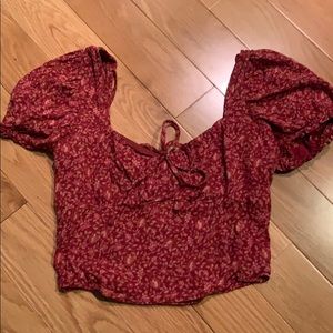 AE cropped puff sleeve floral top